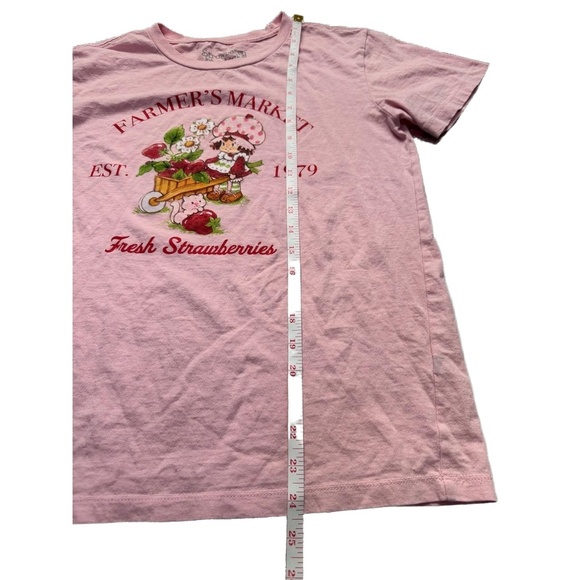 Strawberry Shortcake Pink Graphic T-shirt Farmers Market Print Womens Small - Picture 5 of 7